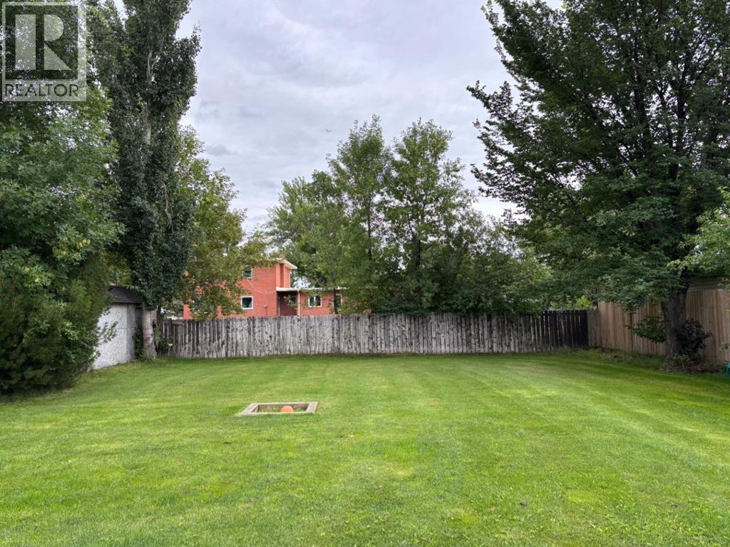 36 W Harker Avenue, Magrath, Alberta  T0K 1J0 - Photo 24 - A2280422