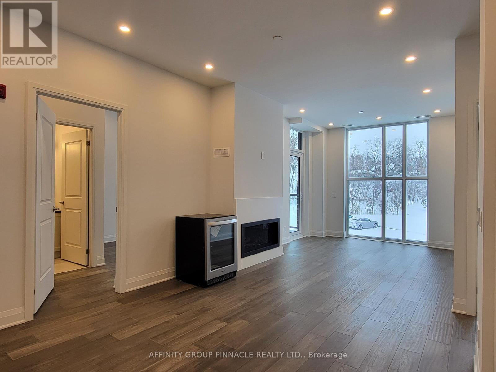 201 - 99 Louisa Street, Kawartha Lakes, Ontario  K0M 1N0 - Photo 12 - X12717778