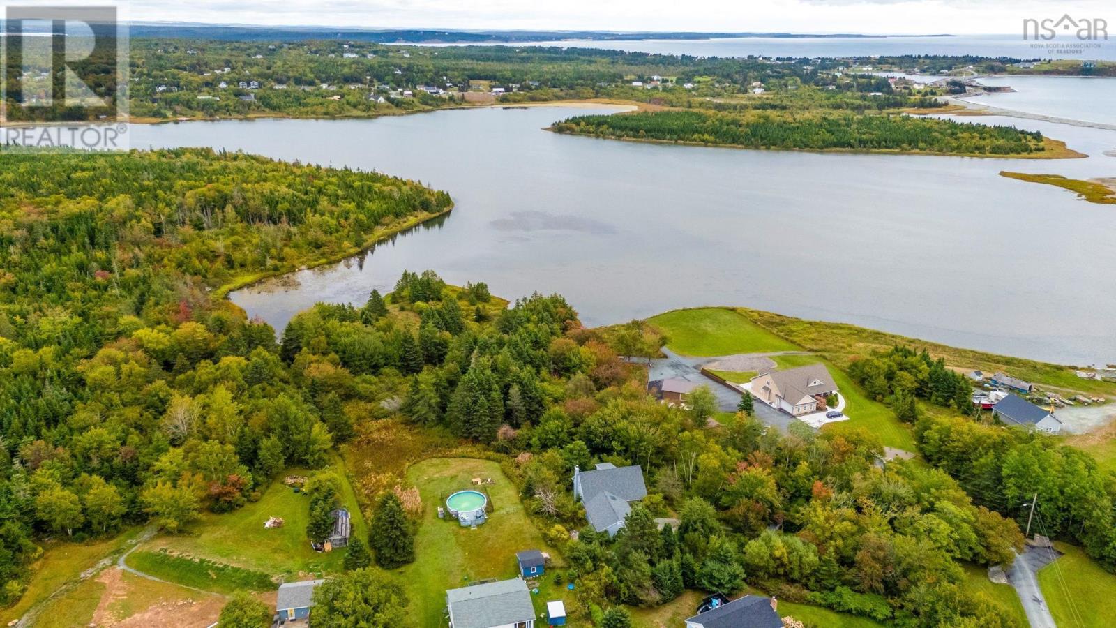 70 Hurricane Lane, Eastern Passage, Nova Scotia  B3G 1S3 - Photo 6 - 202601254