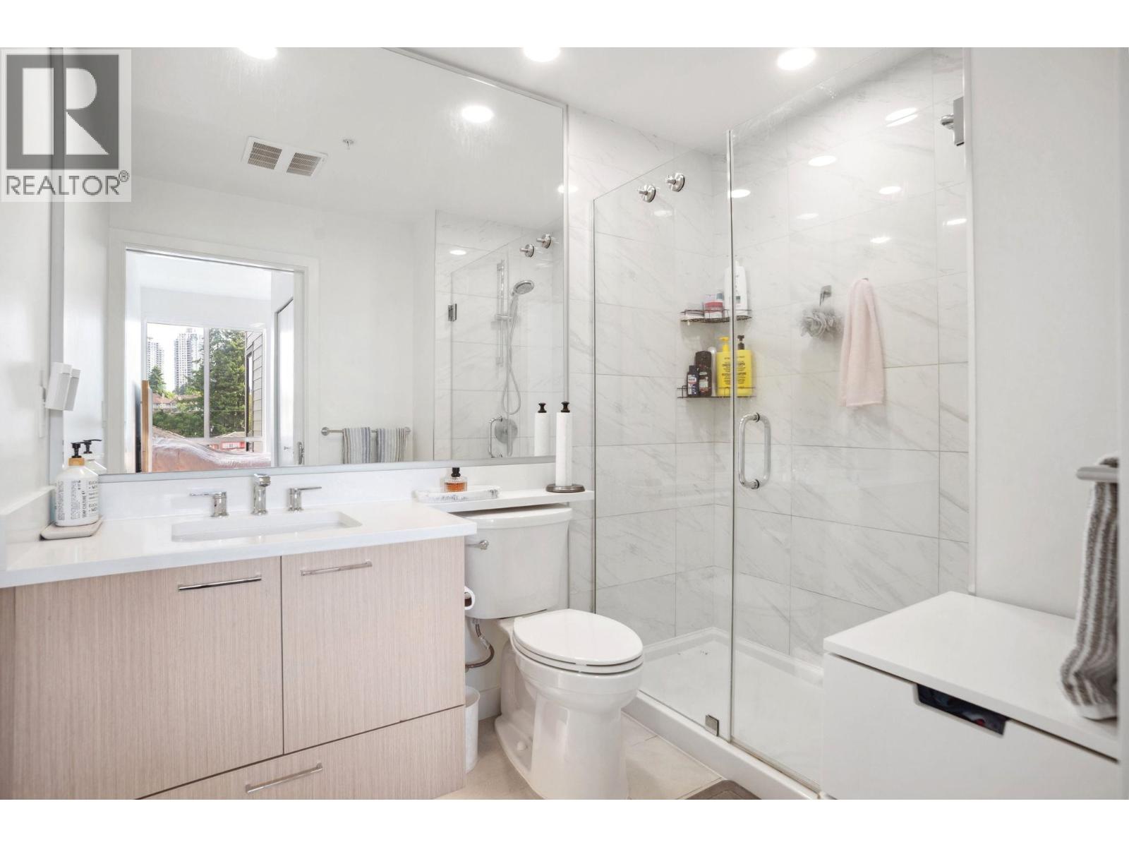 420 7599 15th Street, Burnaby, British Columbia  V3N 0H9 - Photo 13 - R3078148