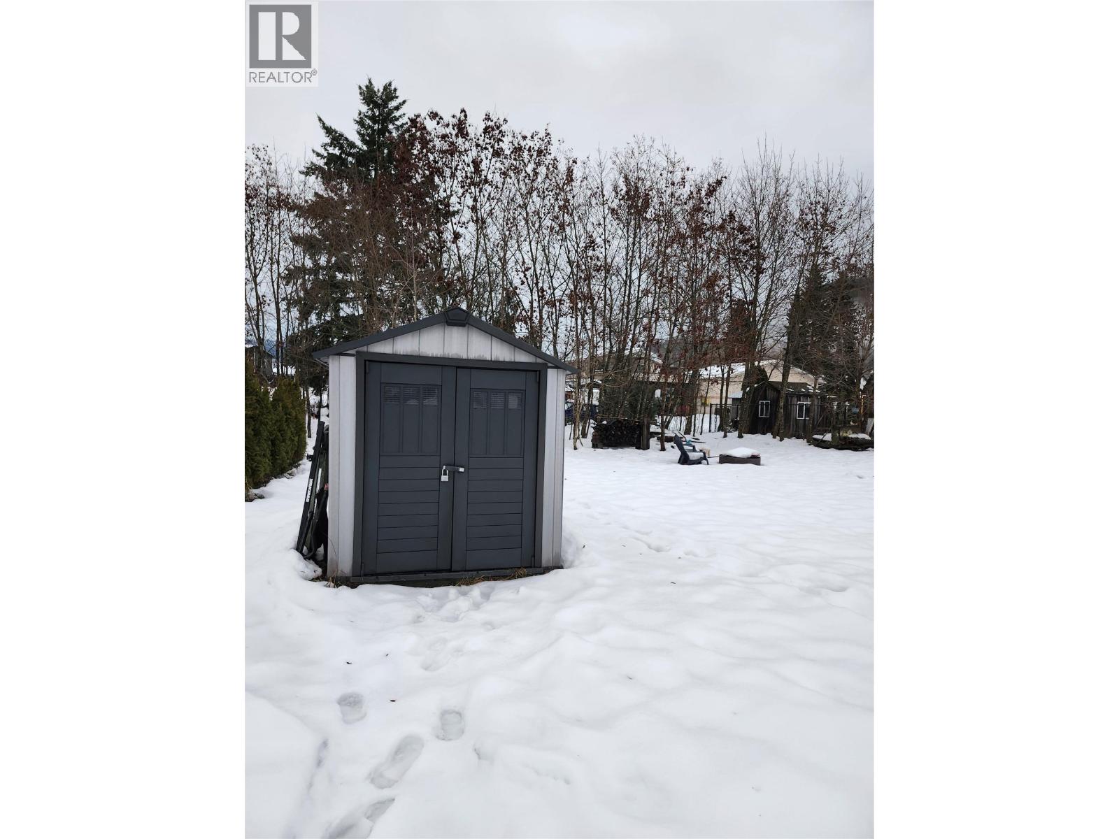 327 Edward Street, Revelstoke, British Columbia  V0E 2S0 - Photo 11 - 10372312