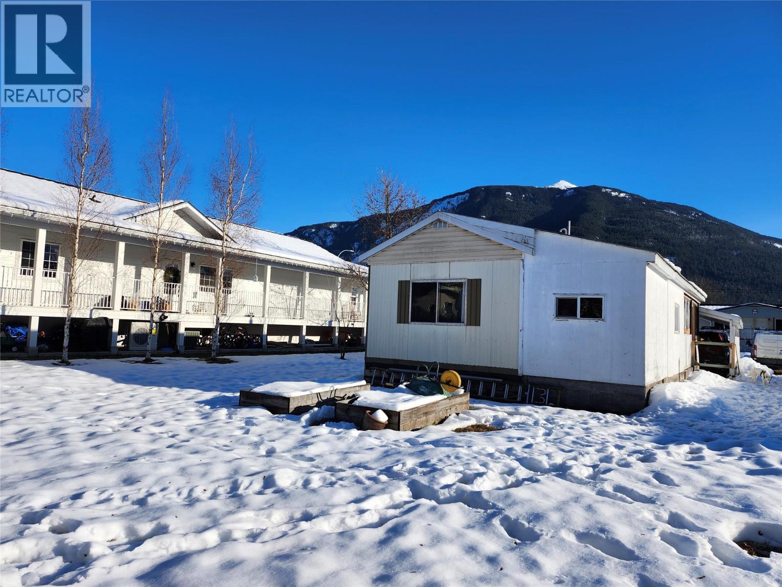327 Edward Street, Revelstoke, British Columbia  V0E 2S0 - Photo 12 - 10372312