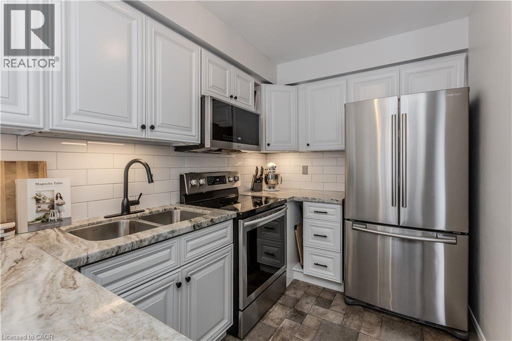 12 Thornlodge Drive, Waterdown, Ontario  L0R 2H3 - Photo 10 - 40798842