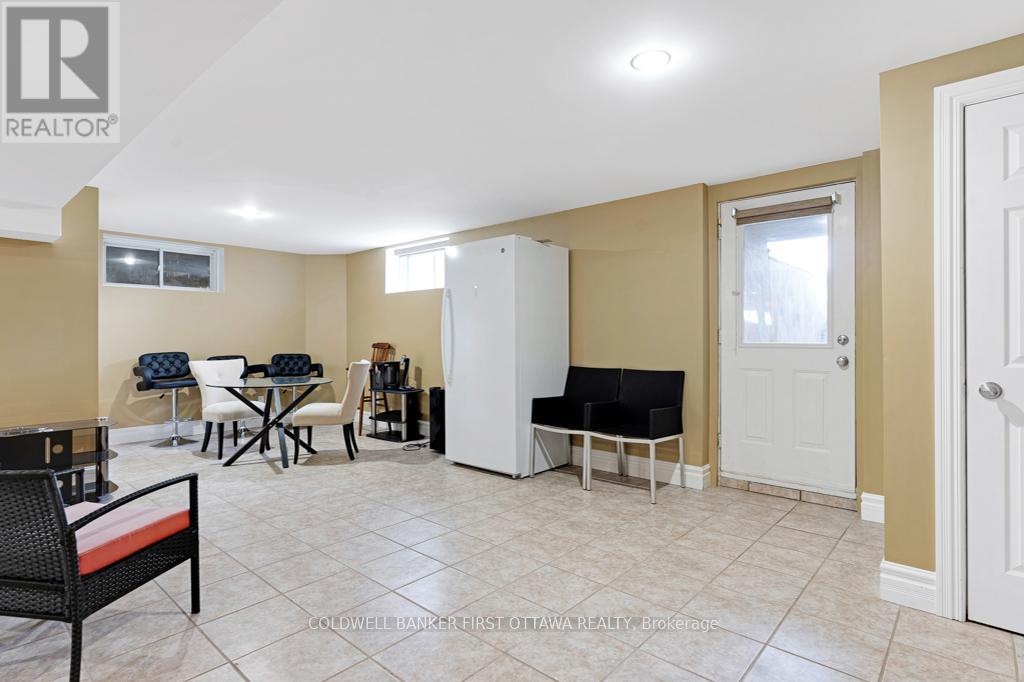 556 West Point Drive, Drummond/north Elmsley, Ontario  K7H 3C7 - Photo 40 - X12717772