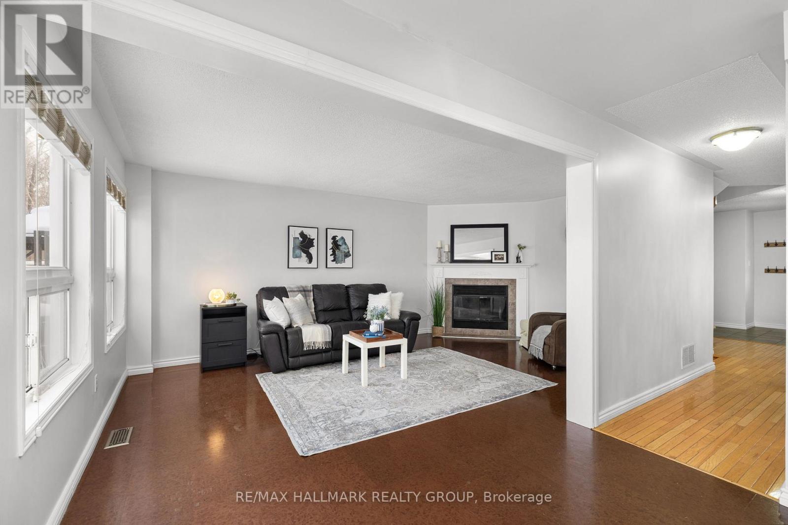 60 Ipswich Terrace, Ottawa, Ontario  K2K 2R3 - Photo 13 - X12717842