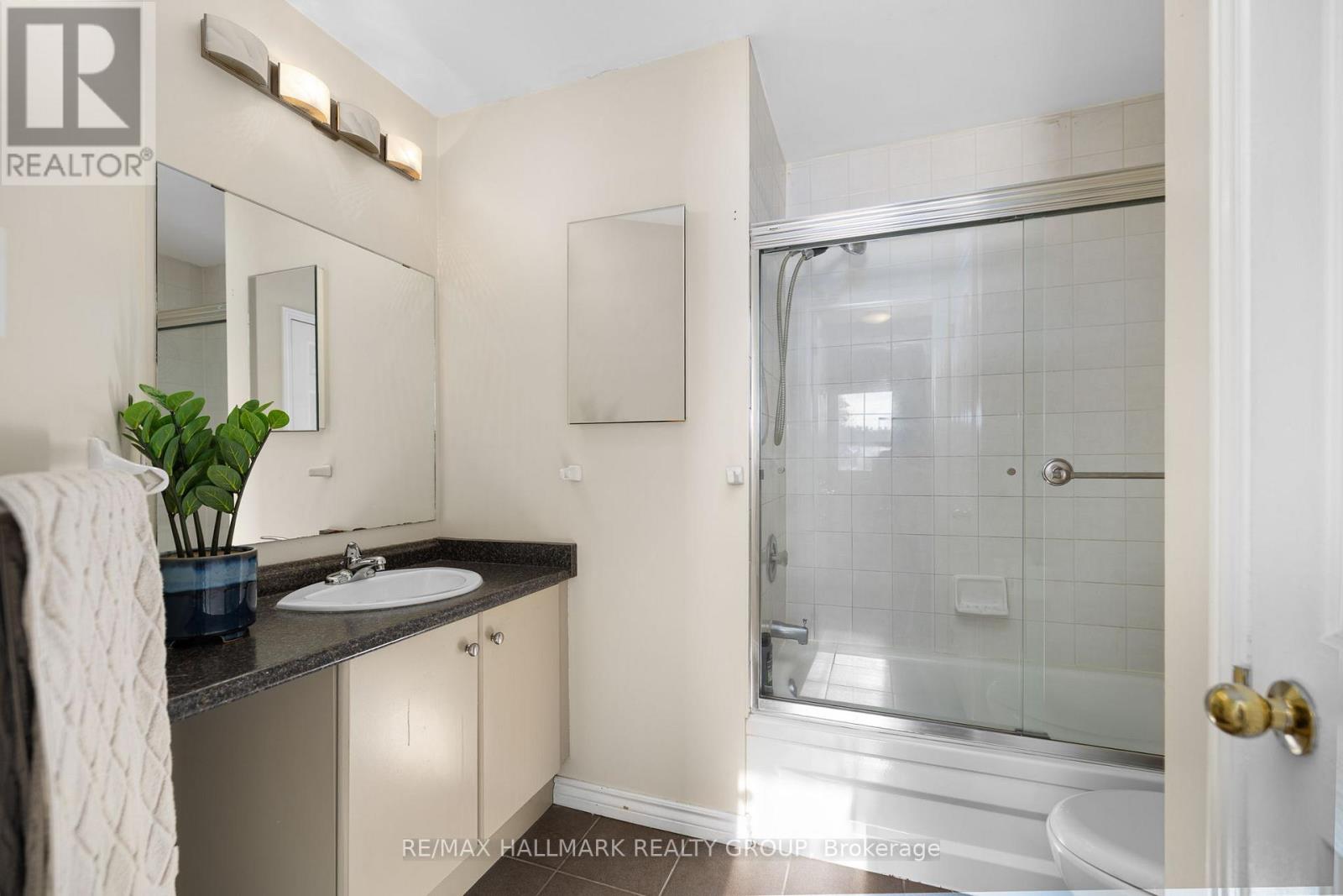 60 Ipswich Terrace, Ottawa, Ontario  K2K 2R3 - Photo 20 - X12717842