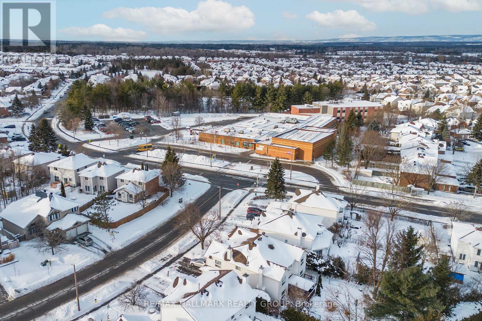 60 Ipswich Terrace, Ottawa, Ontario  K2K 2R3 - Photo 38 - X12717842