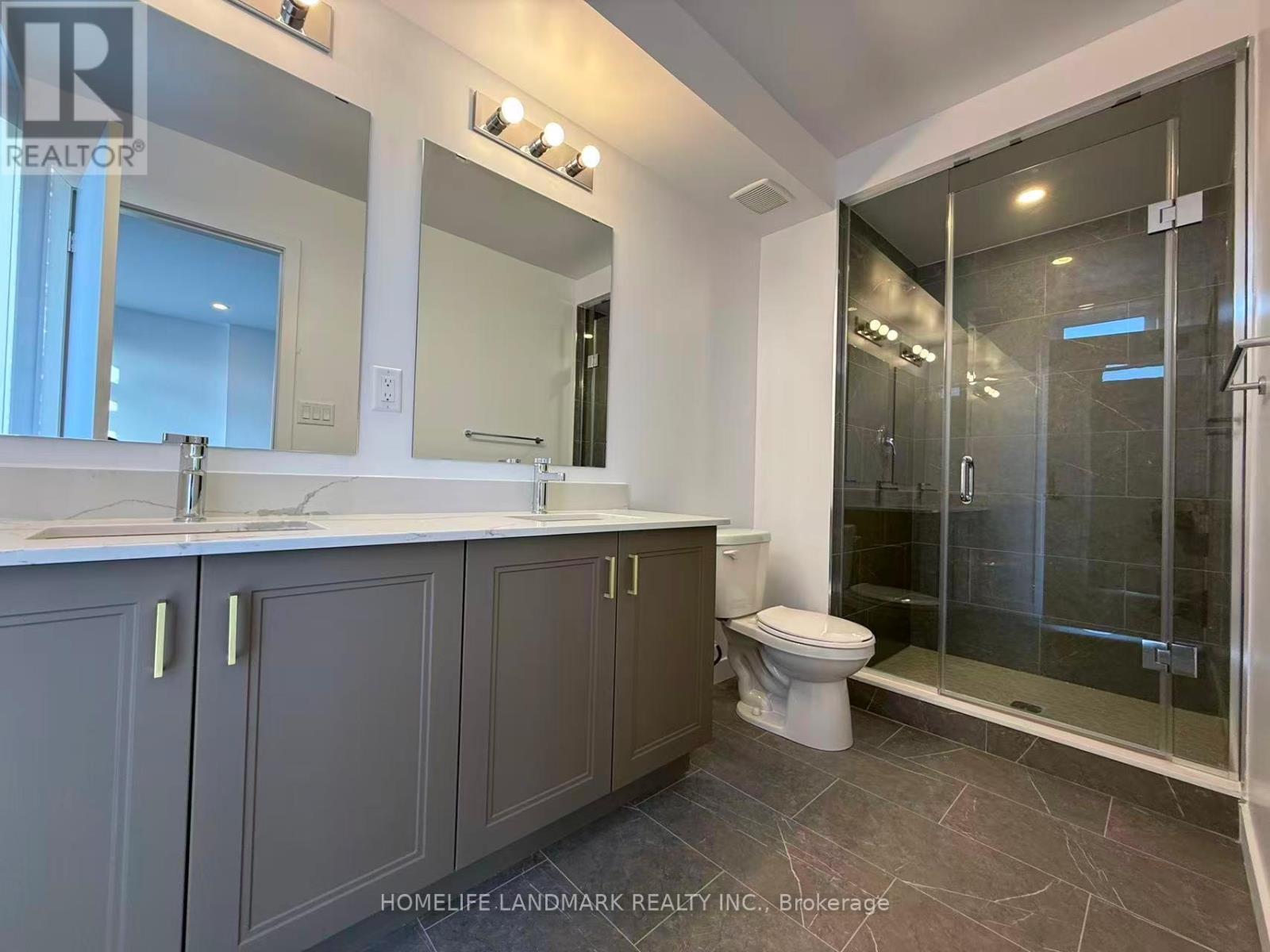 53 Jefferson Side Road, Richmond Hill, Ontario  L4E 1M1 - Photo 7 - N12444490