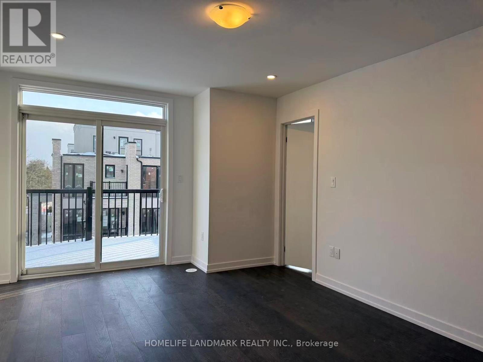 53 Jefferson Side Road, Richmond Hill, Ontario  L4E 1M1 - Photo 6 - N12444490