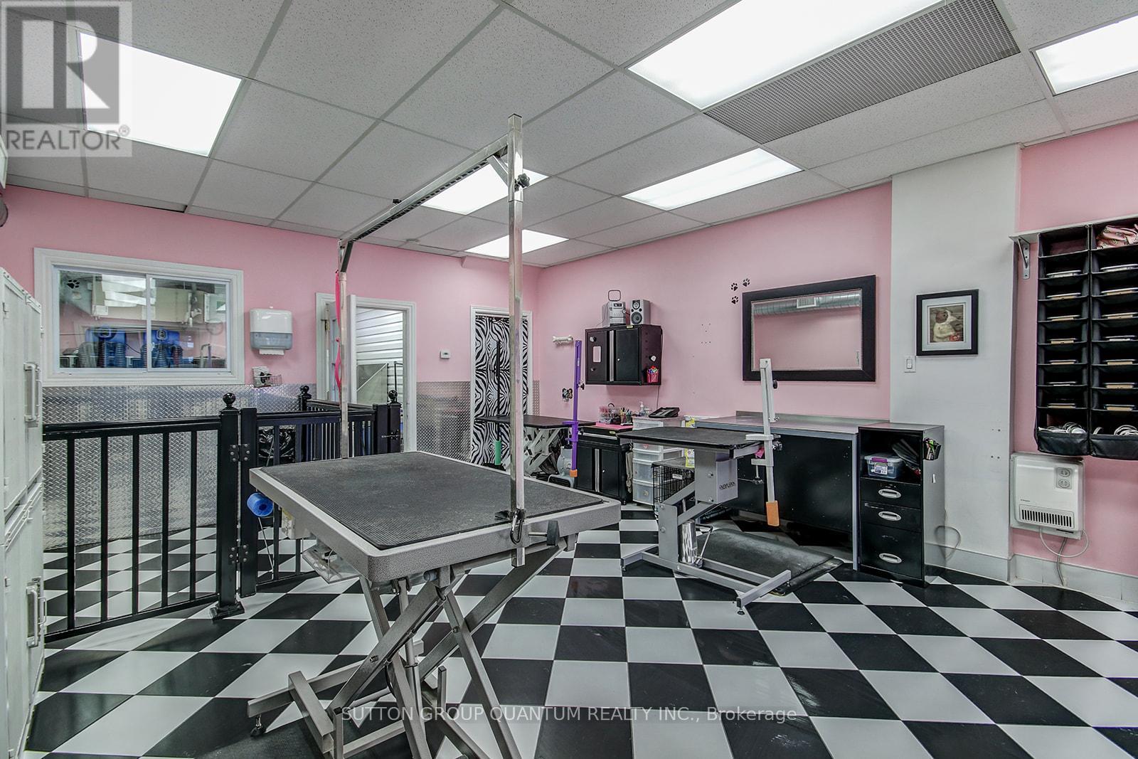 1858 Lakeshore Road W, Mississauga, Ontario  L5J 1J7 - Photo 6 - W12717544