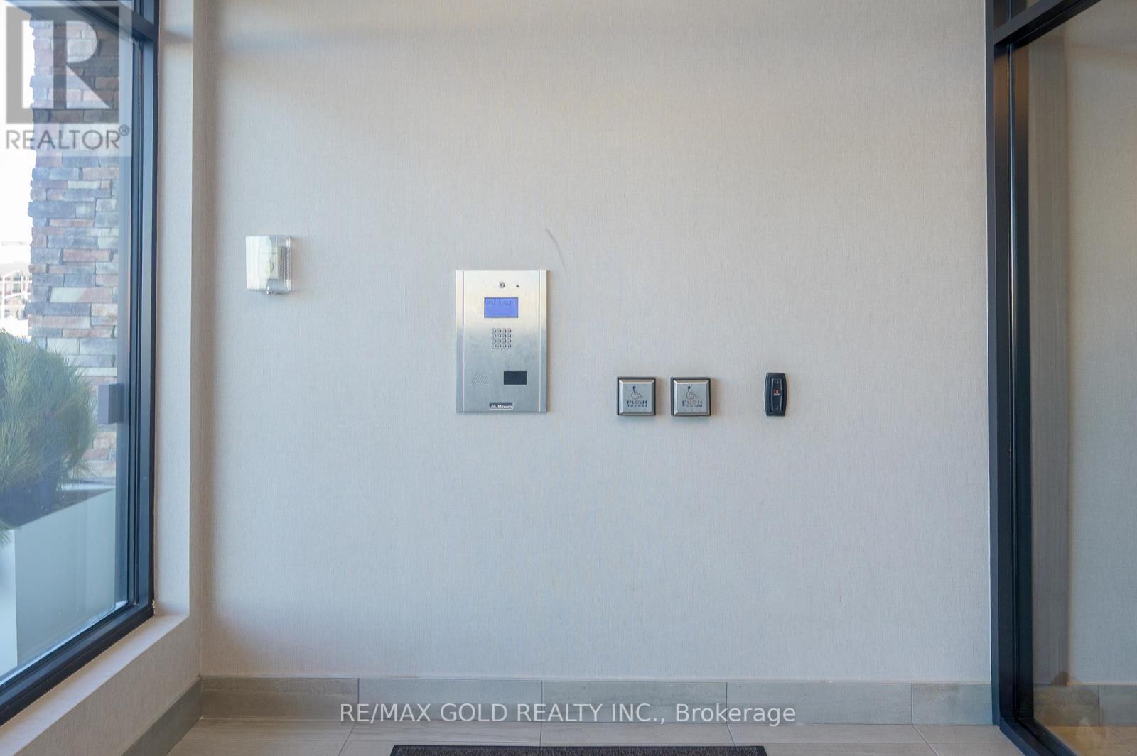 222 - 150 Oak Park Boulevard, Oakville, Ontario  L6H 3P2 - Photo 4 - W12717648