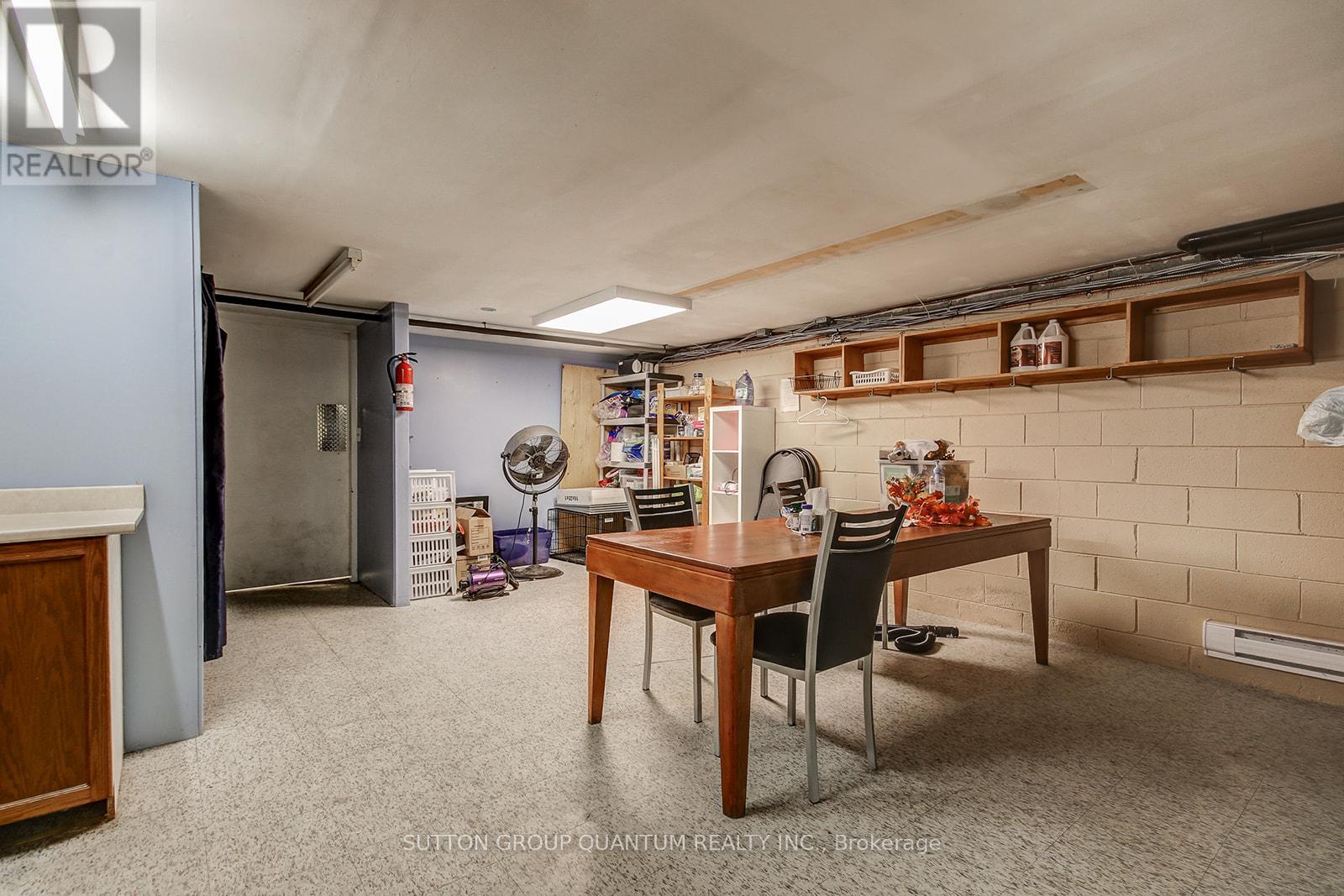 1858 Lakeshore Road W, Mississauga, Ontario  L5J 1J7 - Photo 16 - W12717544