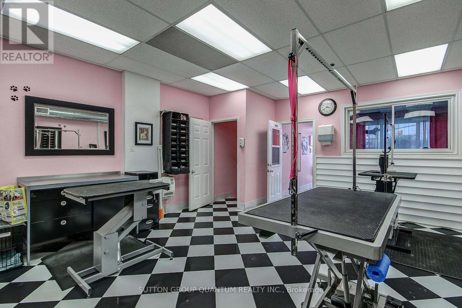 1858 Lakeshore Road W, Mississauga, Ontario  L5J 1J7 - Photo 7 - W12717544