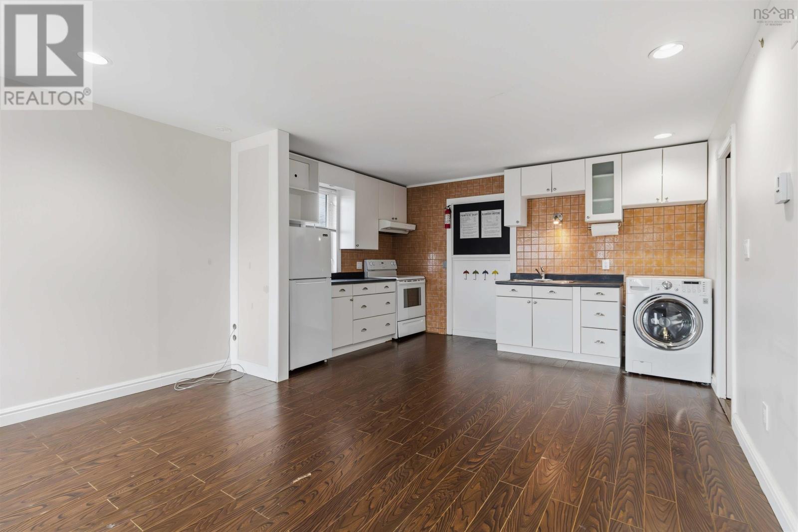 35 Mcfatridge Road, Halifax, Nova Scotia  B3N 2R2 - Photo 35 - 202601256