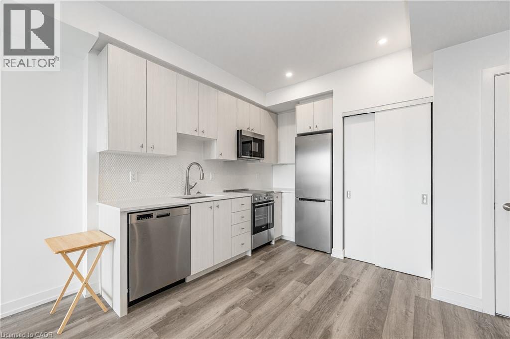 15 Wellington Street S Unit# 2807, Kitchener, Ontario  N2G 0E4 - Photo 8 - 40799640