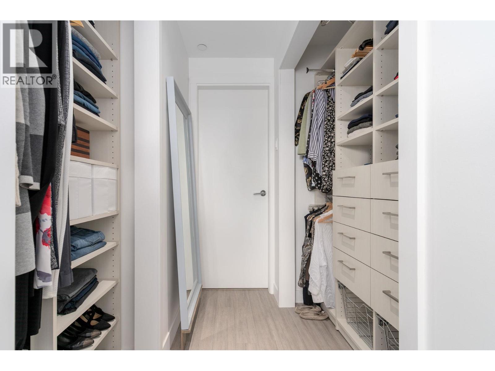 111 747 E 3rd Street, North Vancouver, British Columbia  V7L 1G8 - Photo 22 - R3081817