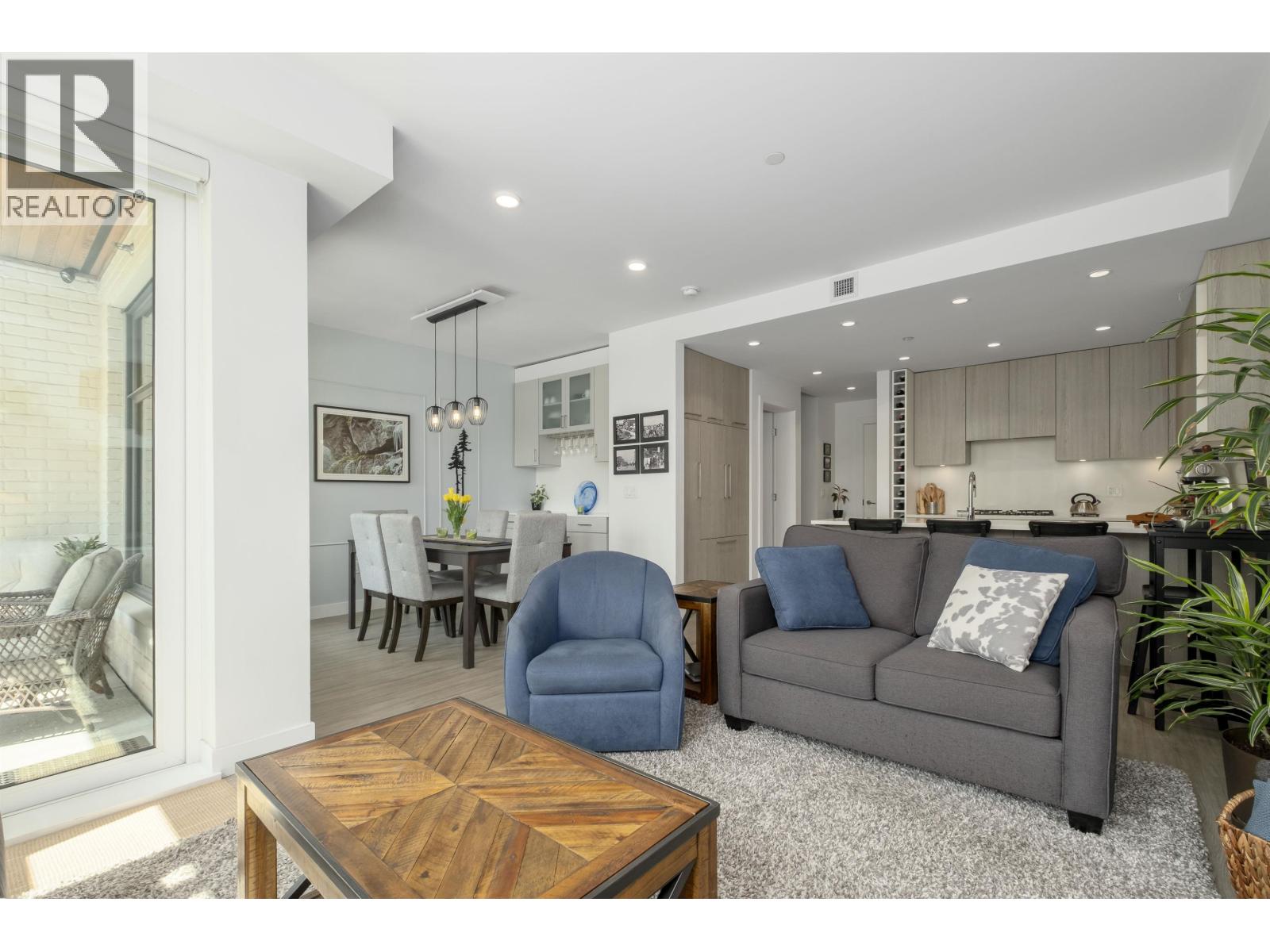 111 747 E 3rd Street, North Vancouver, British Columbia  V7L 1G8 - Photo 6 - R3081817