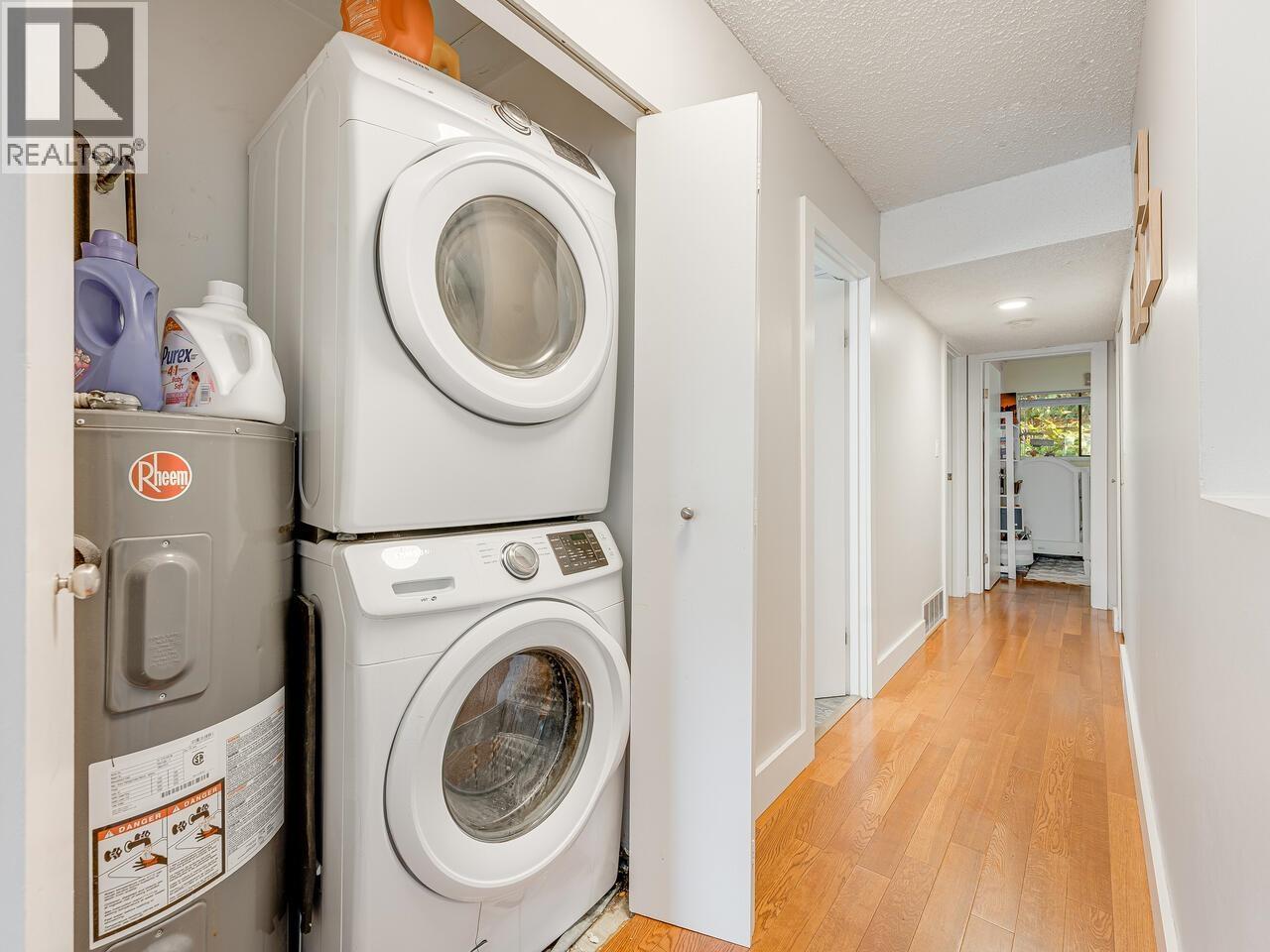 1039 Old Lillooet Road, North Vancouver, British Columbia  V7J 3H6 - Photo 15 - R3081822