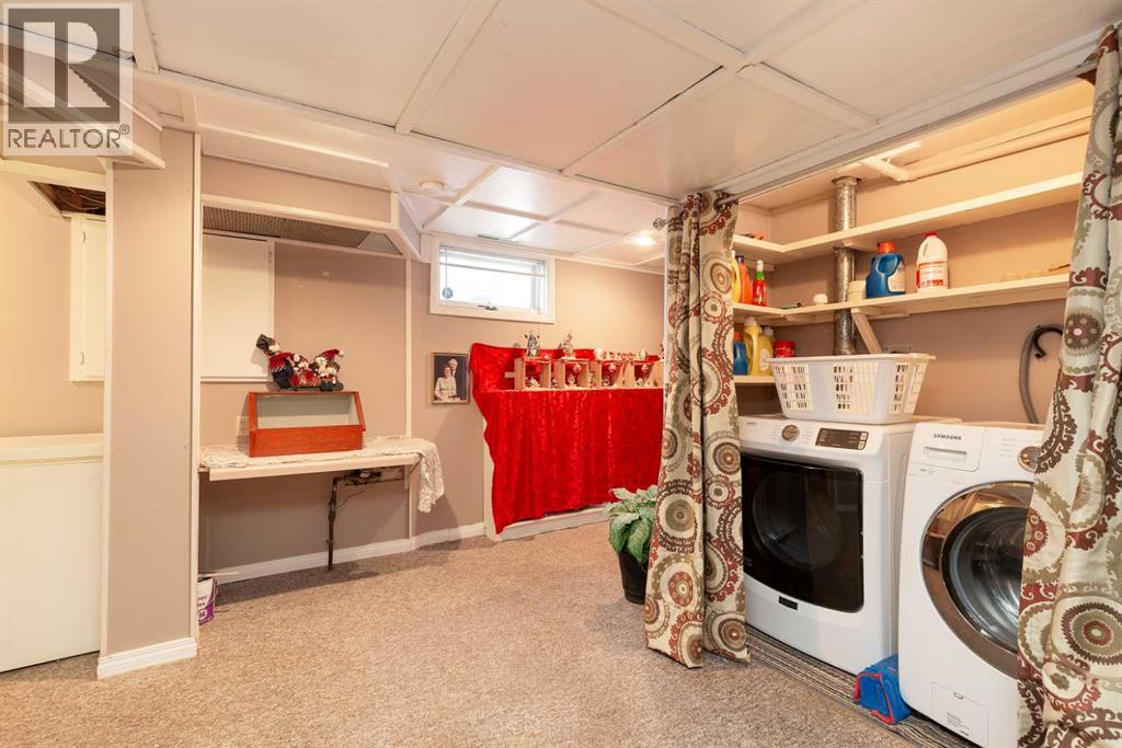 602 27 Street N, Lethbridge, Alberta  T1H 3W7 - Photo 15 - A2274234