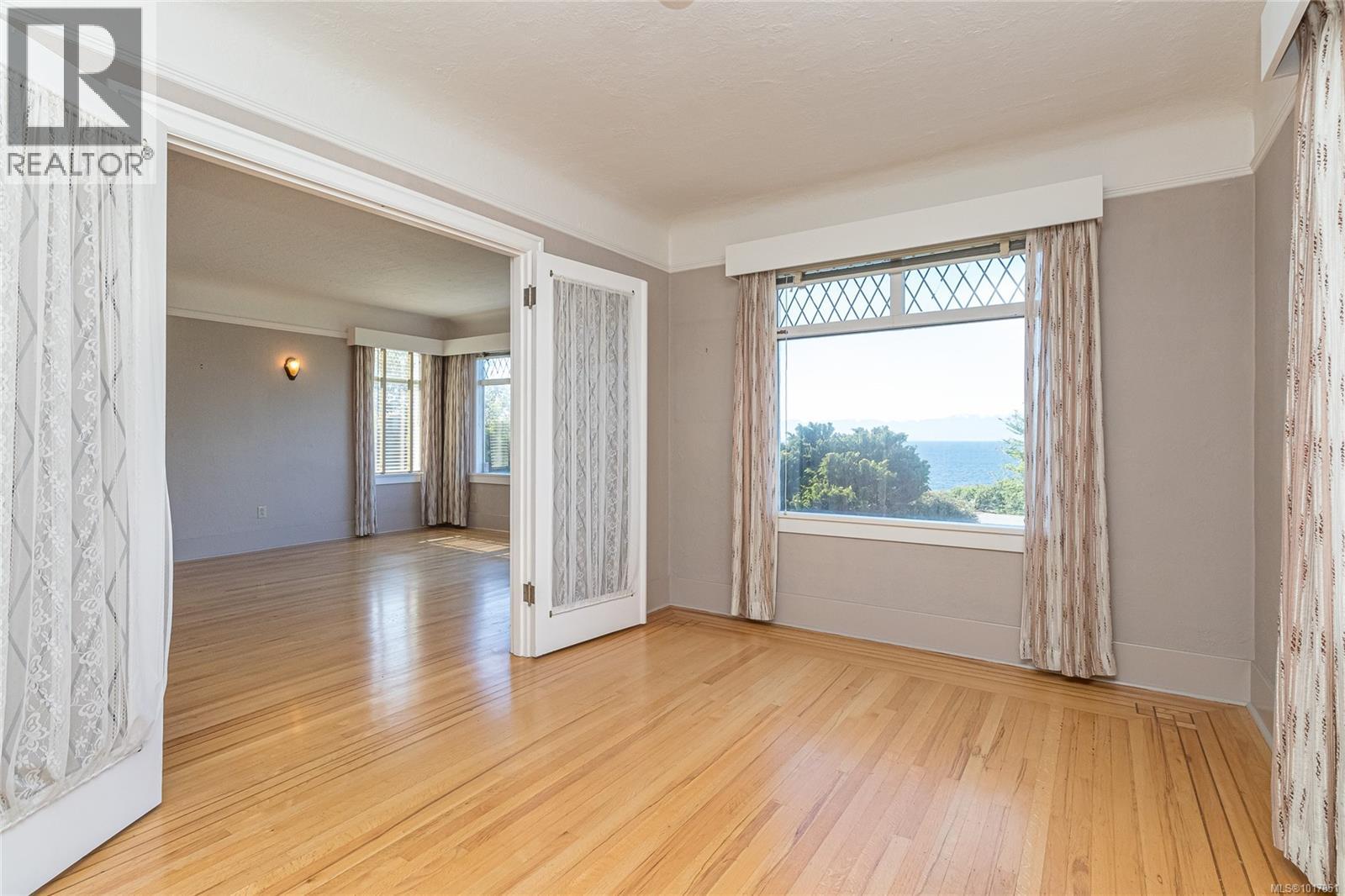 690 Dallas Rd, Victoria, British Columbia  V8V 1B7 - Photo 20 - 1017851