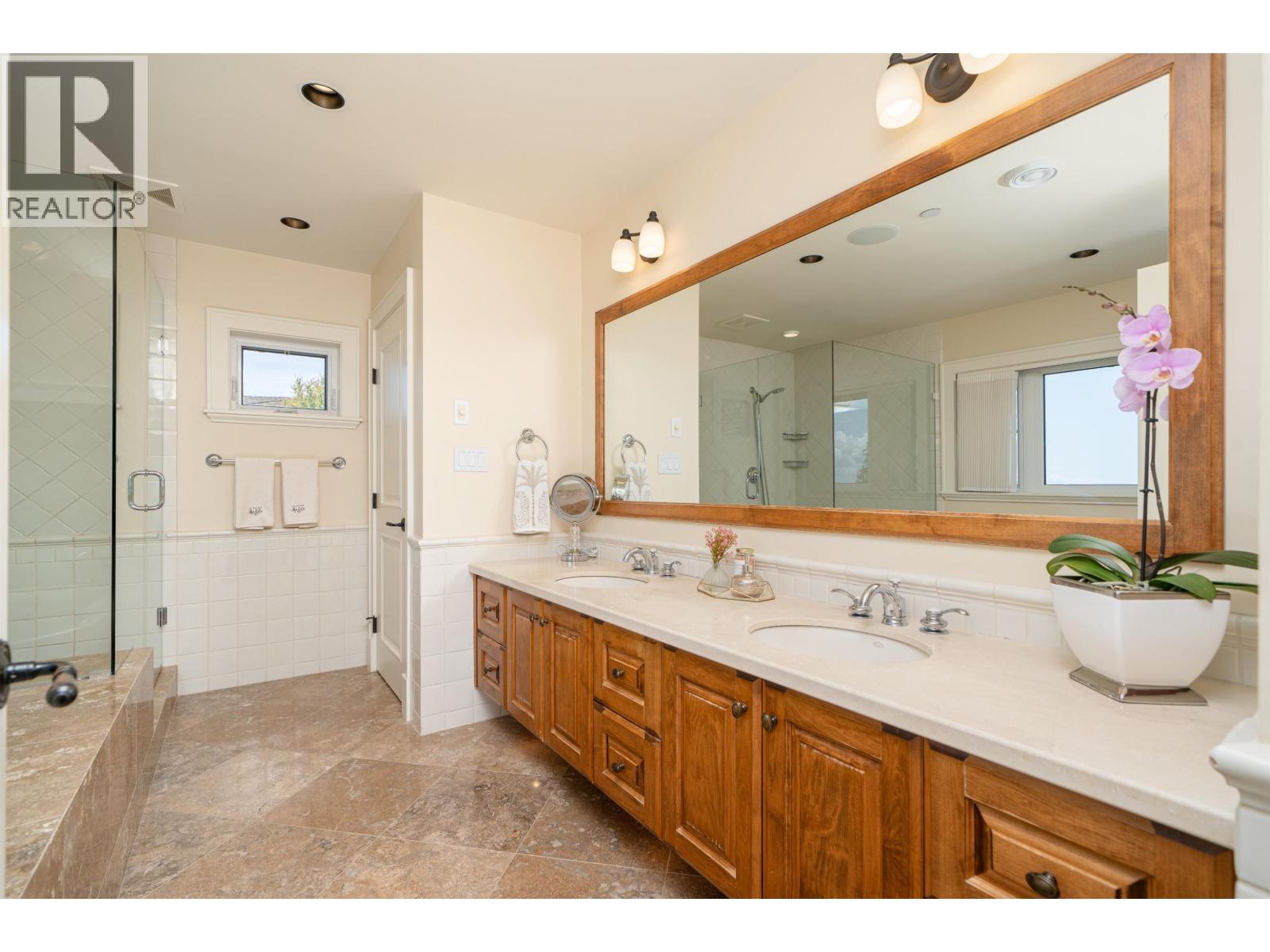 2356 Kadlec Court, West Vancouver, British Columbia  V7S 3K3 - Photo 26 - R3081807