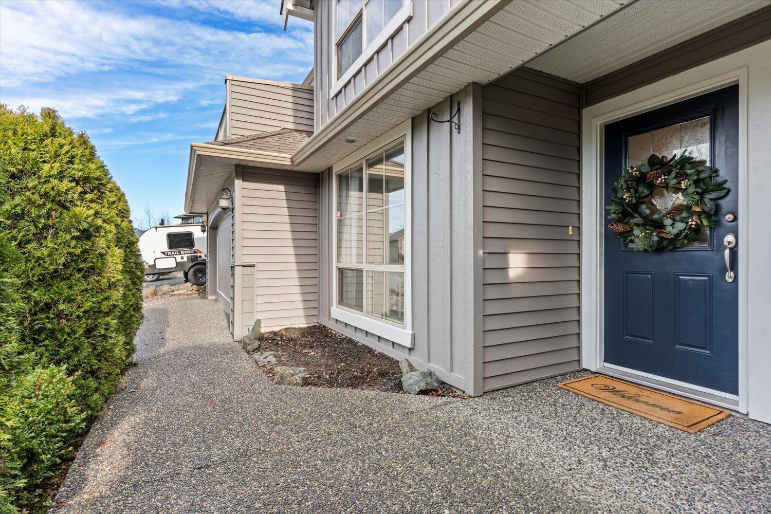 50950 Ford Creek Place, Eastern Hillsides, Chilliwack, British Columbia V4Z 1K5 - Photo 2 - R3081789