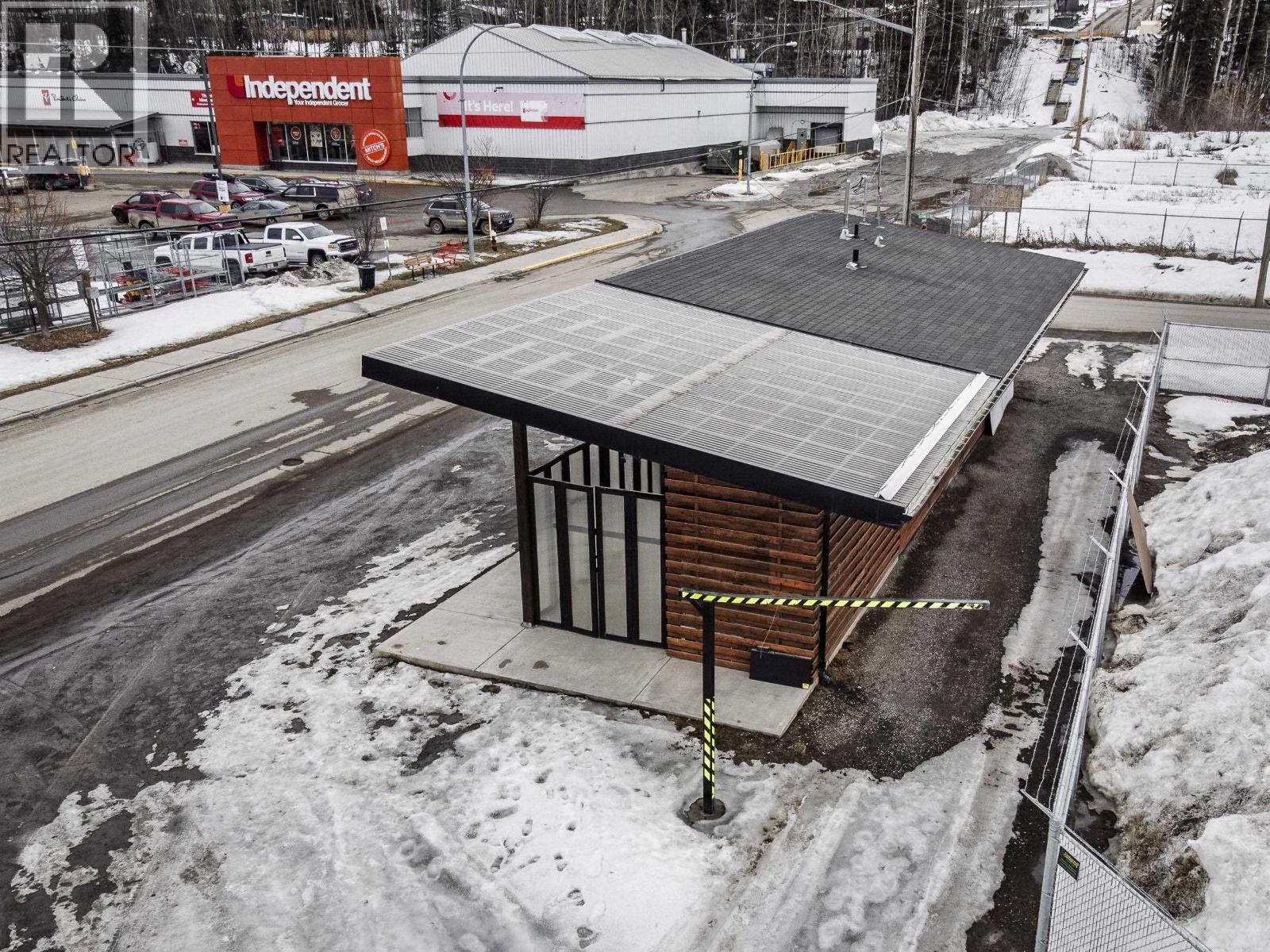 103 W 2nd Street, Vanderhoof, British Columbia  V0J 3A0 - Photo 4 - C8075357