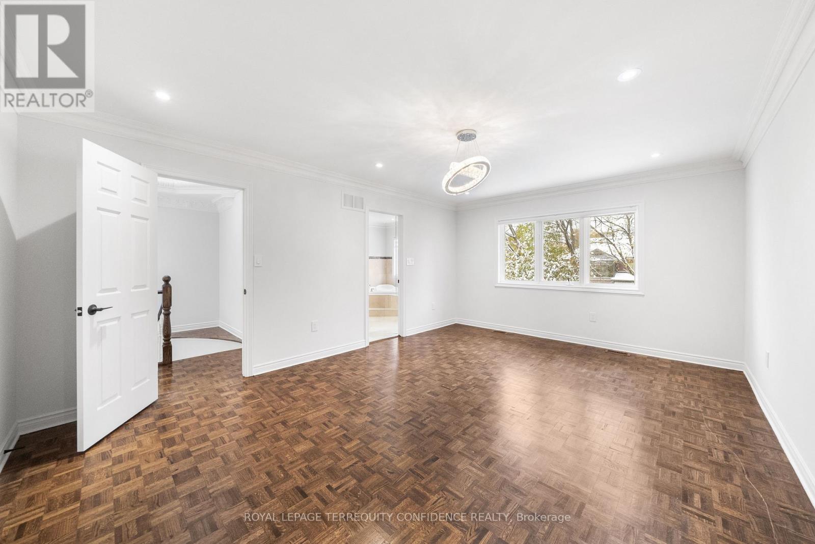 366 Hounslow Avenue, Toronto, Ontario  M2R 1H6 - Photo 19 - C12717806