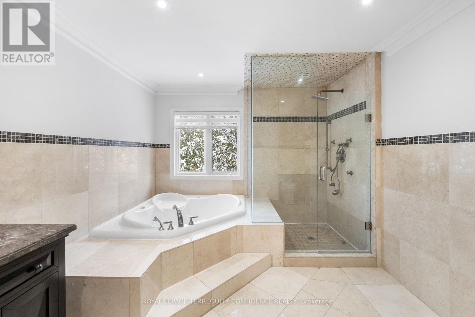 366 Hounslow Avenue, Toronto, Ontario  M2R 1H6 - Photo 21 - C12717806