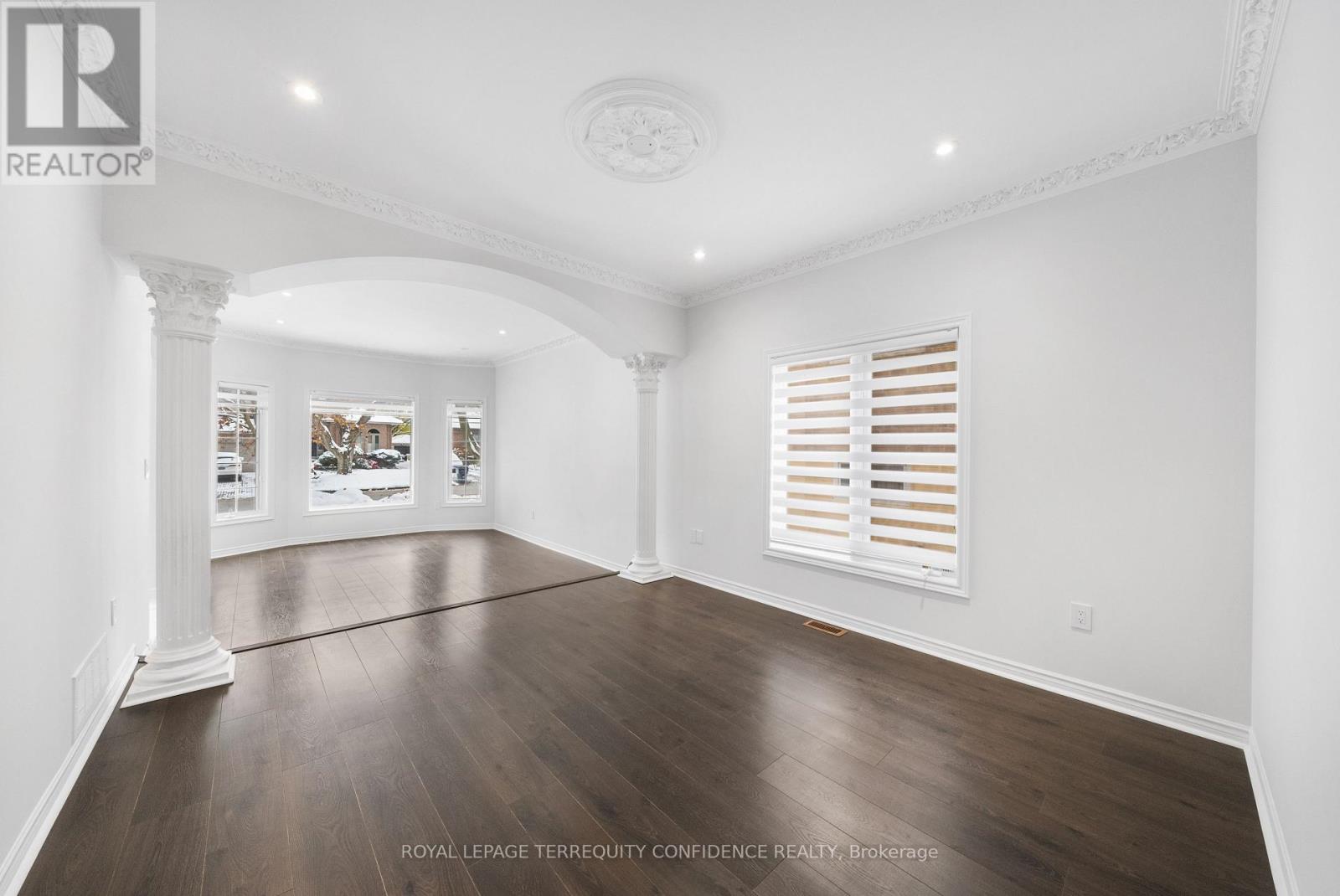 366 Hounslow Avenue, Toronto, Ontario  M2R 1H6 - Photo 4 - C12717806