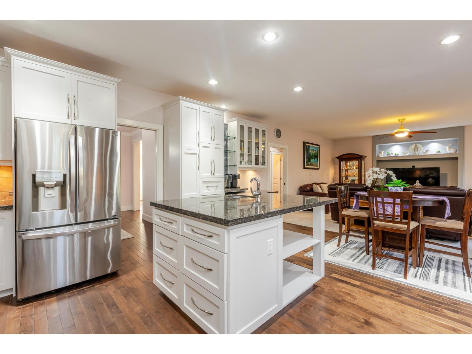 20061 74th Avenue, Langley, British Columbia  V2Y 3G6 - Photo 4 - R3080993