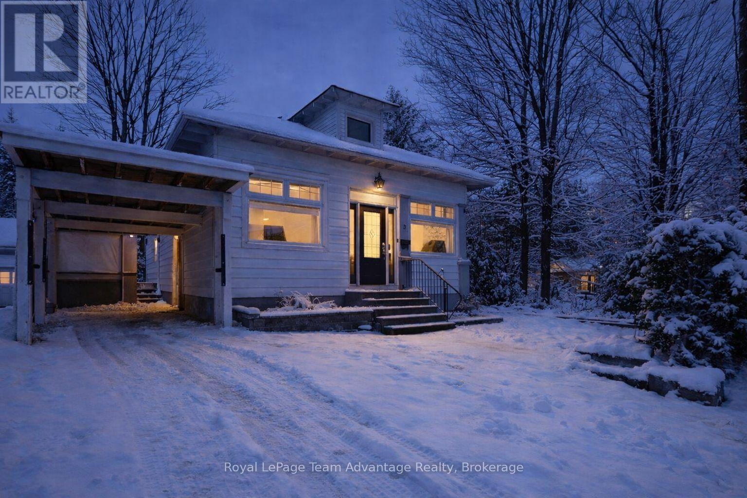 3 Belvedere Avenue, Parry Sound, Ontario P2A 1Z8 - Photo 2 - X12609854