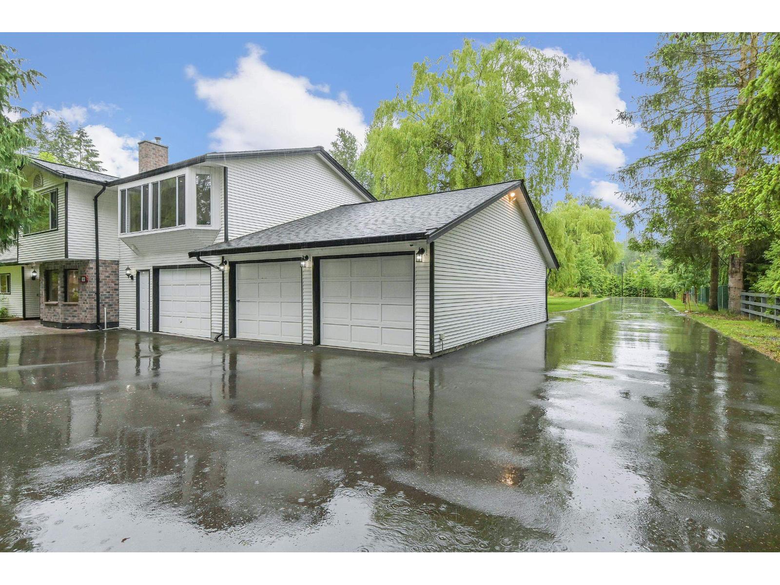 148 Clovermeadow Crescent, Langley, British Columbia  V2Z 2R1 - Photo 38 - R3081421