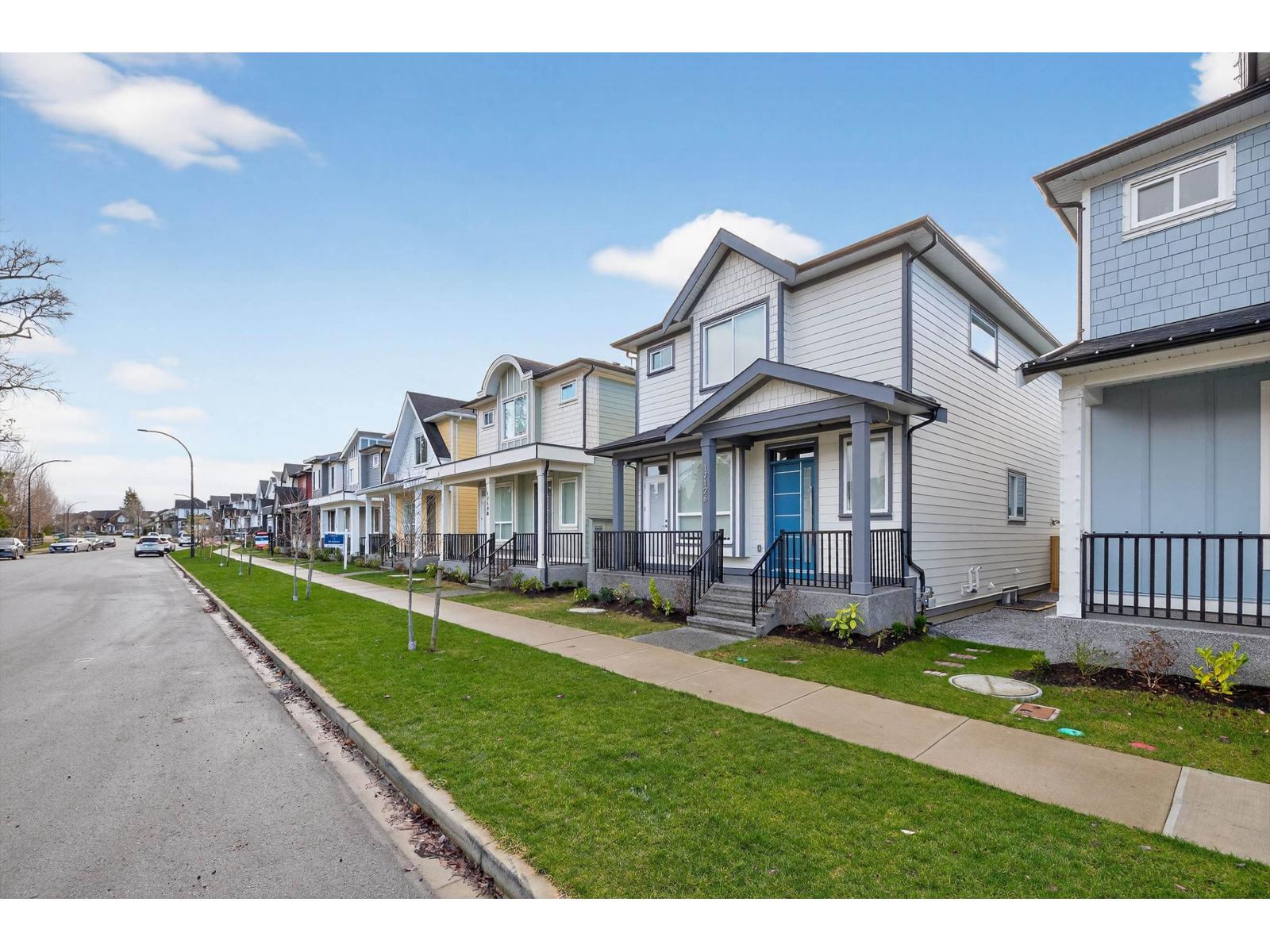 17126 1 Avenue, Surrey, British Columbia  V3Z 9R2 - Photo 2 - R3081514