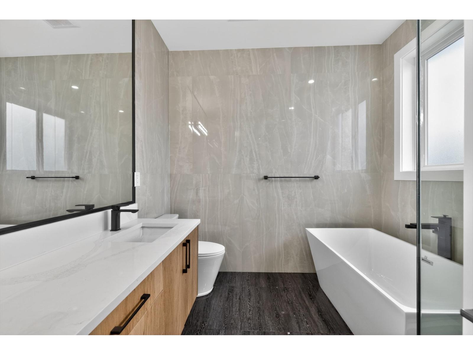 17126 1 Avenue, Surrey, British Columbia  V3Z 9R2 - Photo 9 - R3081514