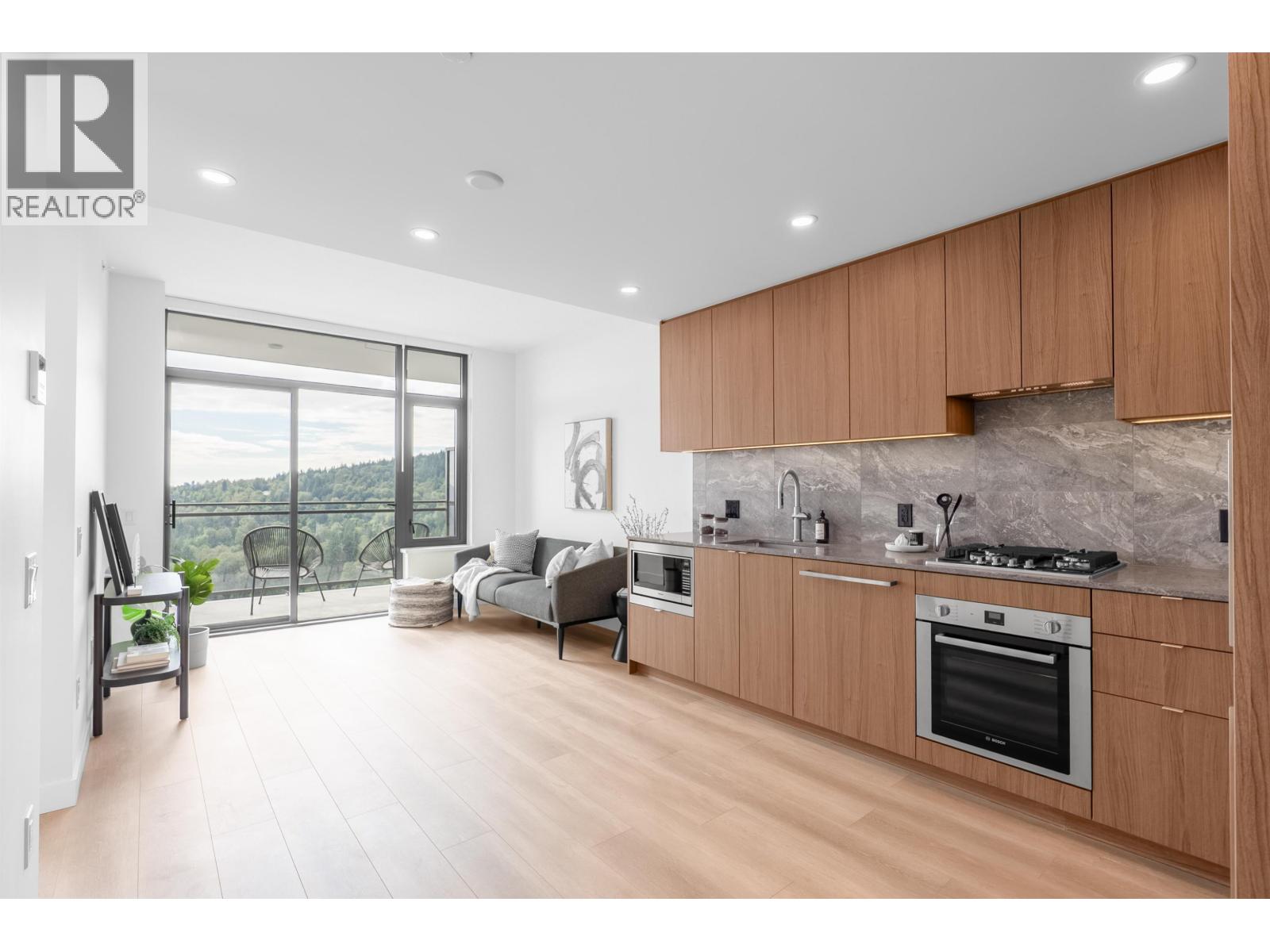 2203 626 Claremont Street, Coquitlam, British Columbia  V3J 0T1 - Photo 13 - R3081300