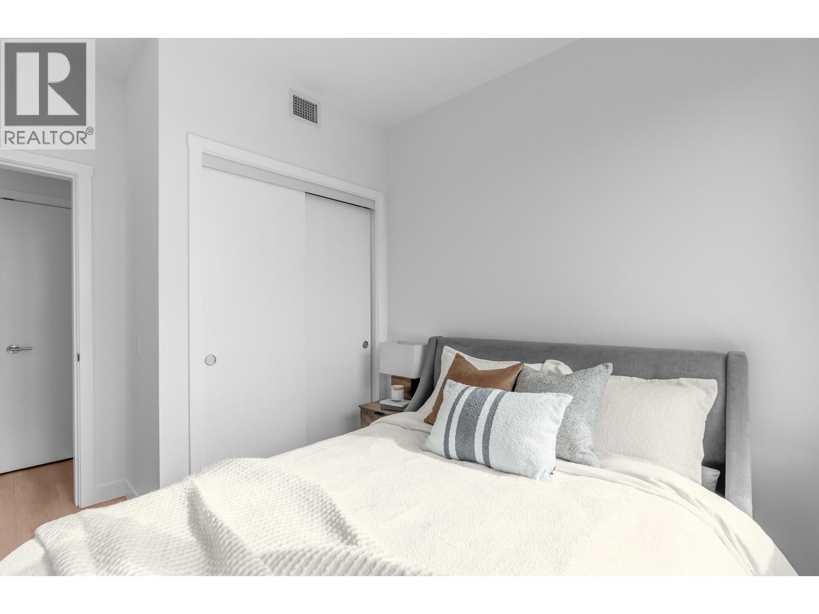 2203 626 Claremont Street, Coquitlam, British Columbia  V3J 0T1 - Photo 23 - R3081300