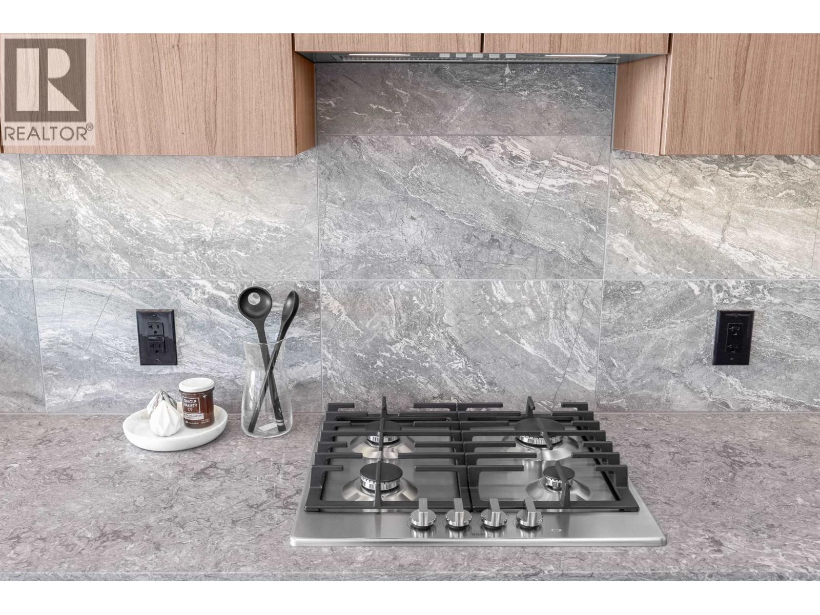 2203 626 Claremont Street, Coquitlam, British Columbia  V3J 0T1 - Photo 18 - R3081300