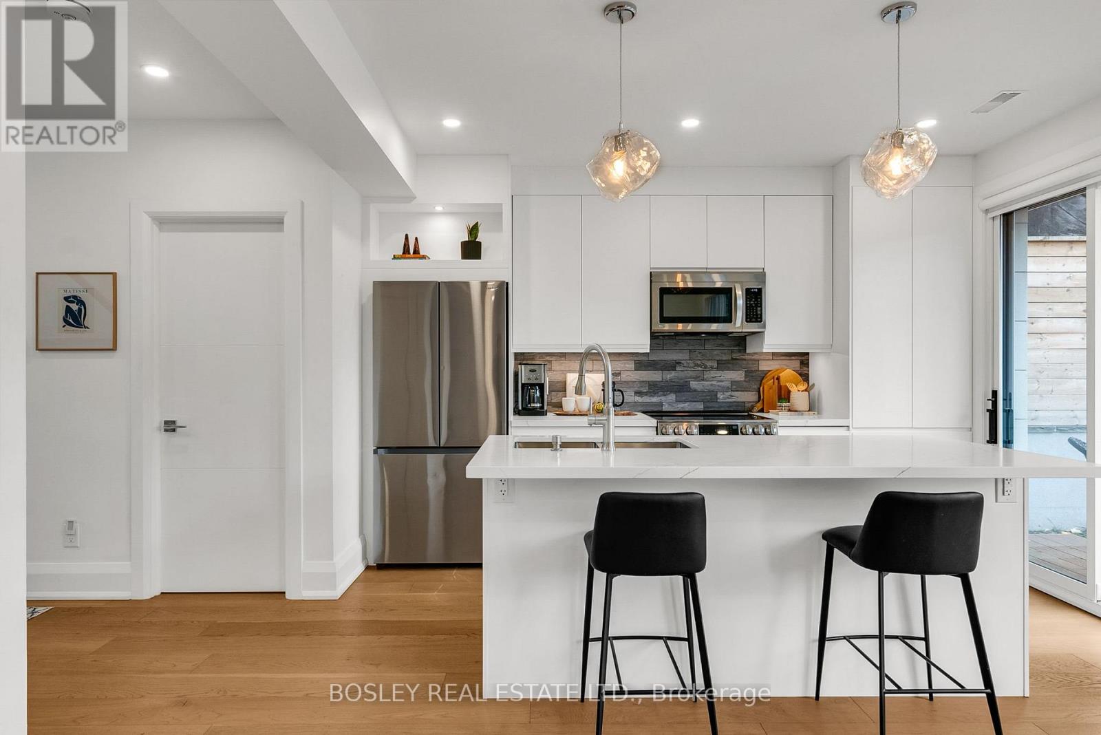 108 Moberly Avenue, Toronto, Ontario  M4C 4B1 - Photo 6 - E12551476