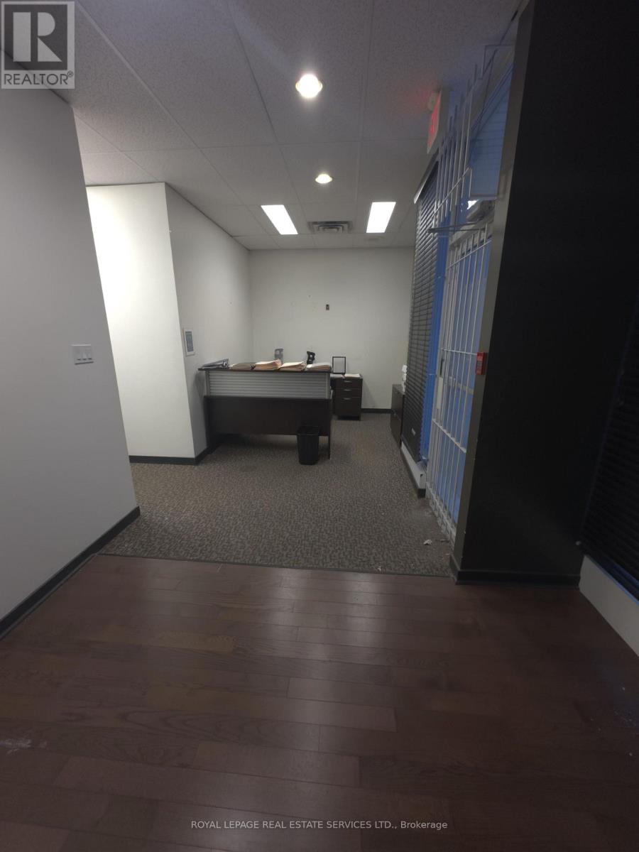 105 - 10055 Keele Street, Vaughan, Ontario  L6A 3J9 - Photo 3 - N12717850