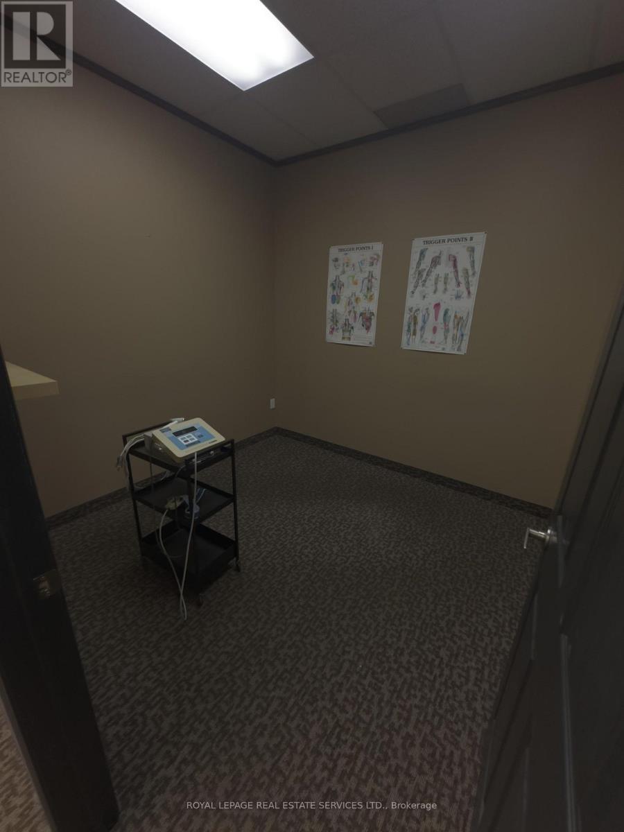 105 - 10055 Keele Street, Vaughan, Ontario  L6A 3J9 - Photo 4 - N12717850