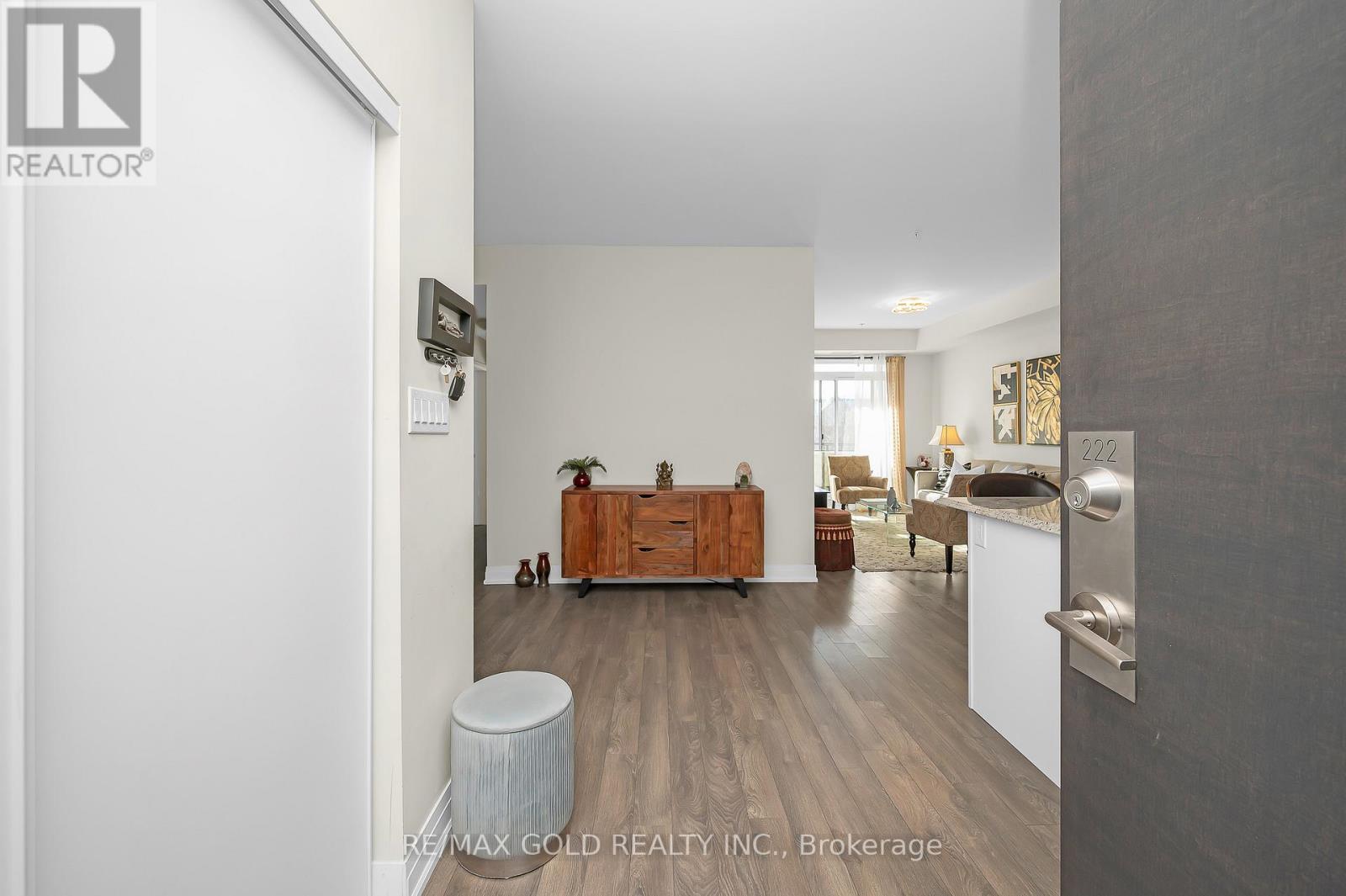 222 - 150 Oak Park Boulevard, Oakville, Ontario  L6H 3P2 - Photo 10 - W12717648