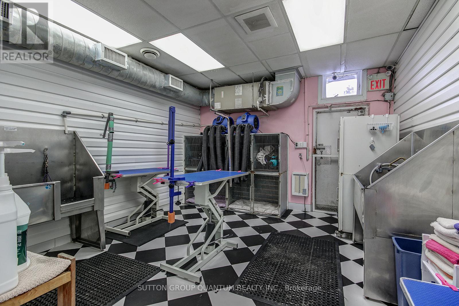 1858 Lakeshore Road W, Mississauga, Ontario  L5J 1J7 - Photo 8 - W12717544