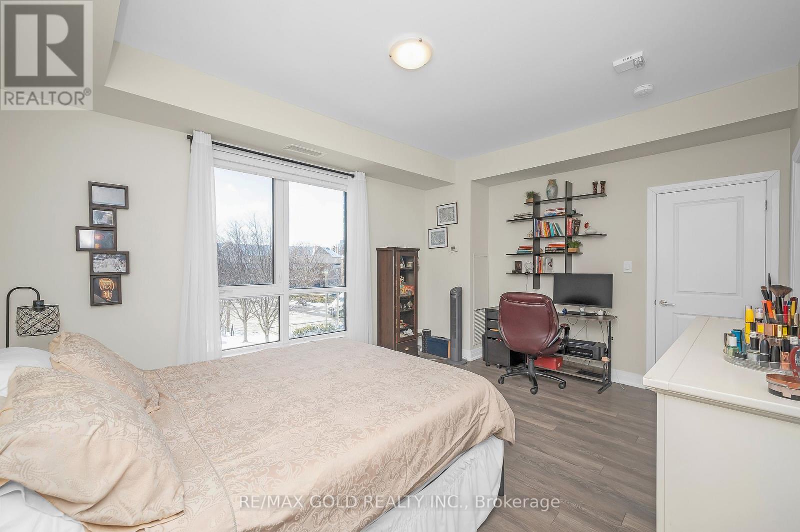 222 - 150 Oak Park Boulevard, Oakville, Ontario  L6H 3P2 - Photo 21 - W12717648