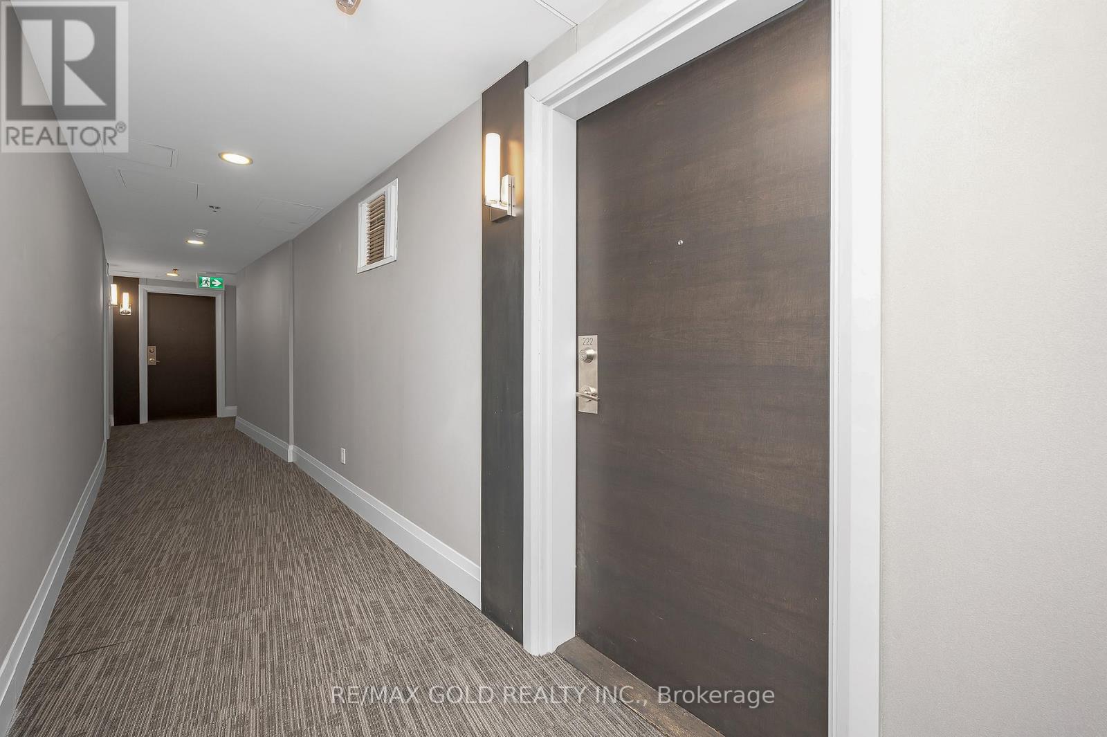 222 - 150 Oak Park Boulevard, Oakville, Ontario  L6H 3P2 - Photo 8 - W12717648