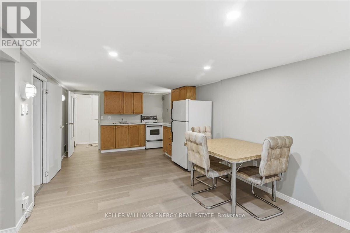 81 Haymarket Road, Toronto, Ontario  M3L 1H8 - Photo 28 - W12642060