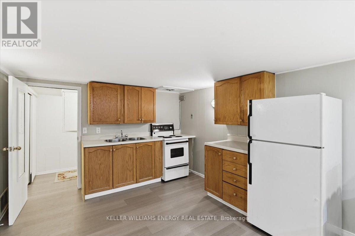 81 Haymarket Road, Toronto, Ontario  M3L 1H8 - Photo 25 - W12642060