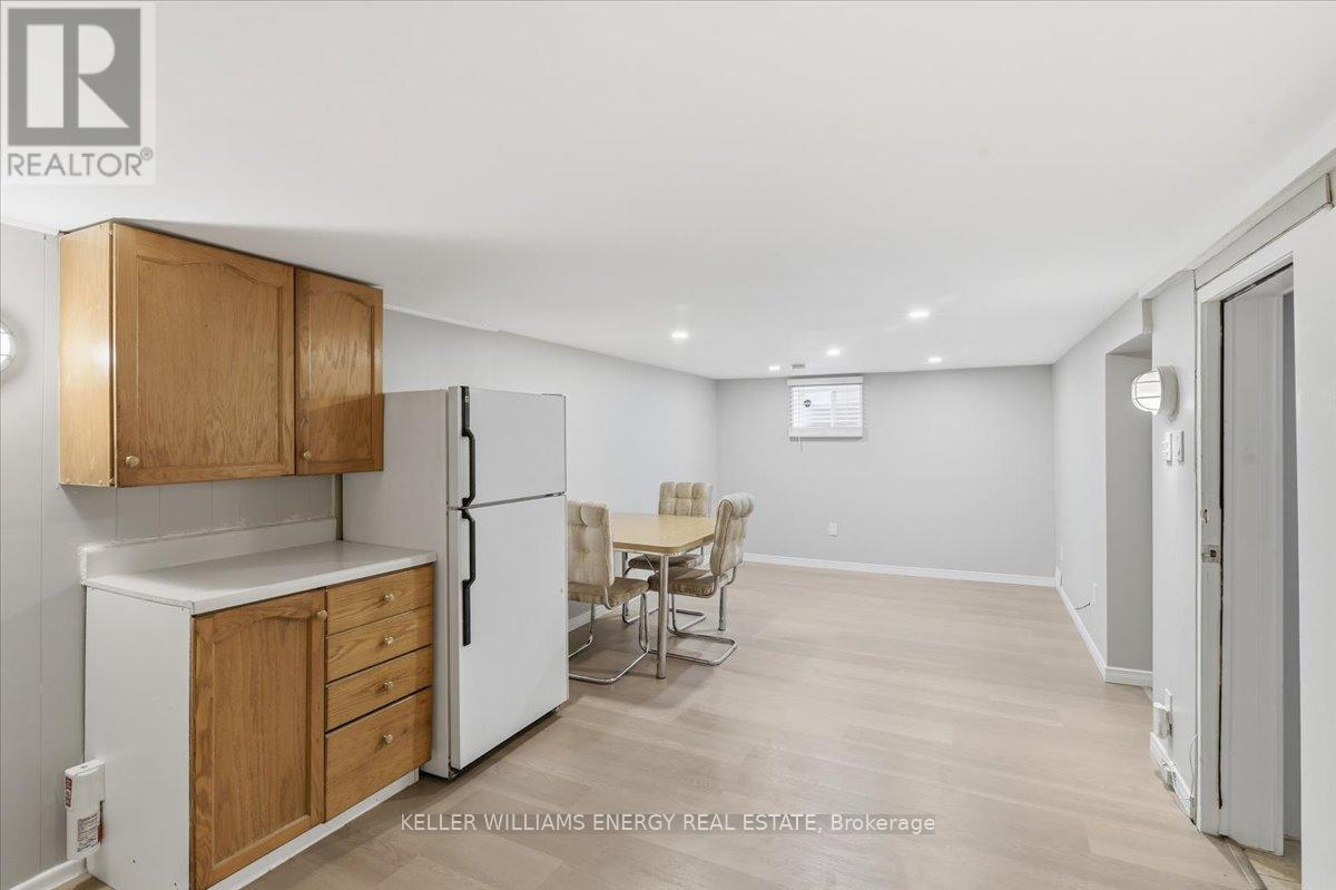 81 Haymarket Road, Toronto, Ontario  M3L 1H8 - Photo 27 - W12642060