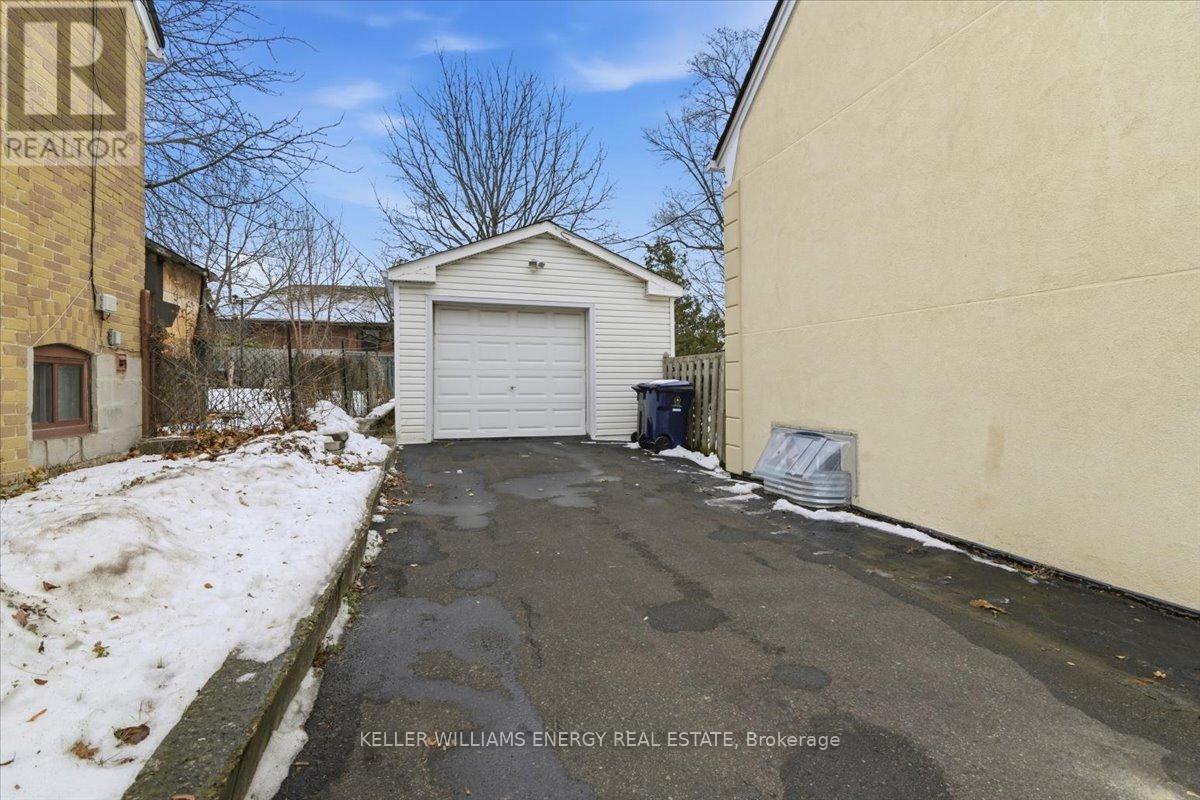 81 Haymarket Road, Toronto, Ontario  M3L 1H8 - Photo 33 - W12642060