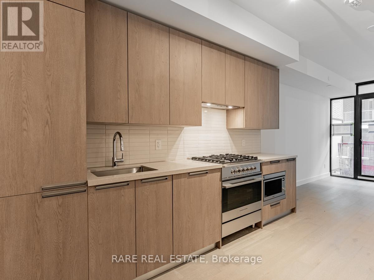 505 - 160 KINGSWAY CRESCENT, Toronto, Ontario